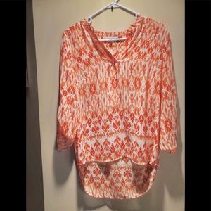 Daniel Rainn- Breezy split-neck summer blouse. Women size M. RARE FIND!